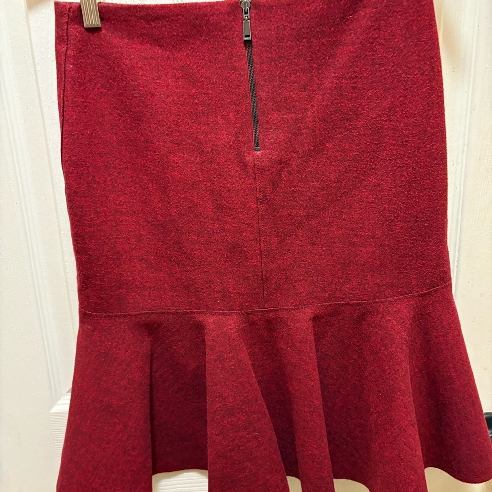 Elie Tahari Red Flounce Hem Skirt – Women’s Size 0 – Lined - Picture 8 of 14
